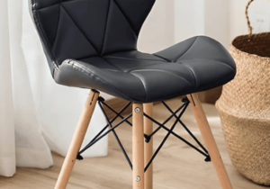 silla hexagonal tapizada ecocuero negro